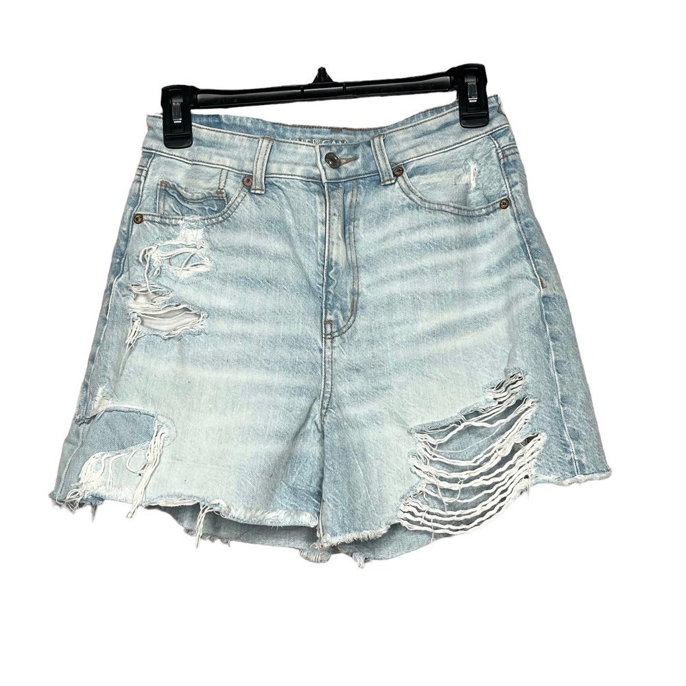American Eagle Distressed Light Wash Trendy High Rise Denim Shorts Size 4